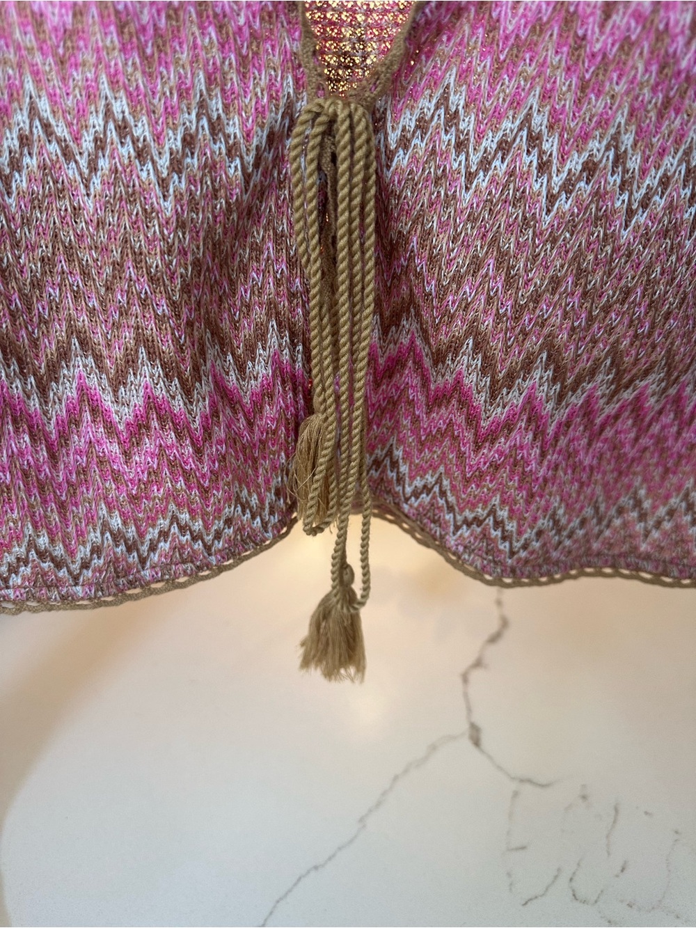 House of Harlow 1960 Pink & Brown Chevron V-Neck Cropped Sweater - Picture 2 of 5